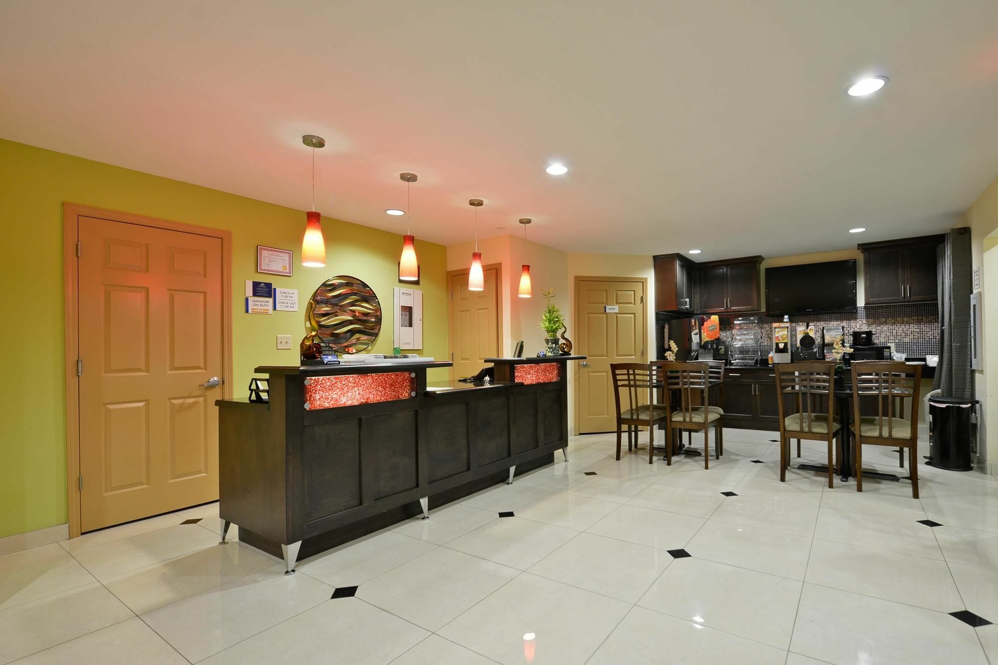 Americas Best Value Inn Lake Charles Interstate 210 Restaurant foto